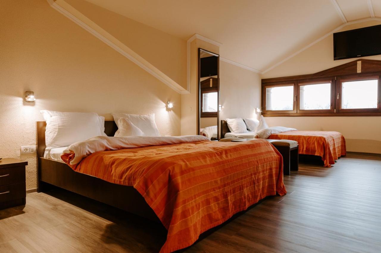 Casa Maria Magdalena Motel Lipova Ngoại thất bức ảnh