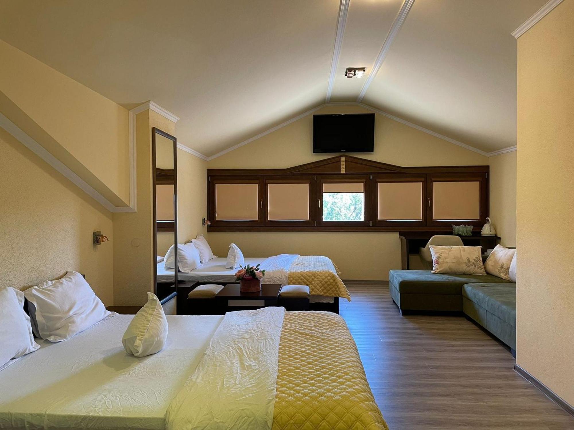 Casa Maria Magdalena Motel Lipova Ngoại thất bức ảnh